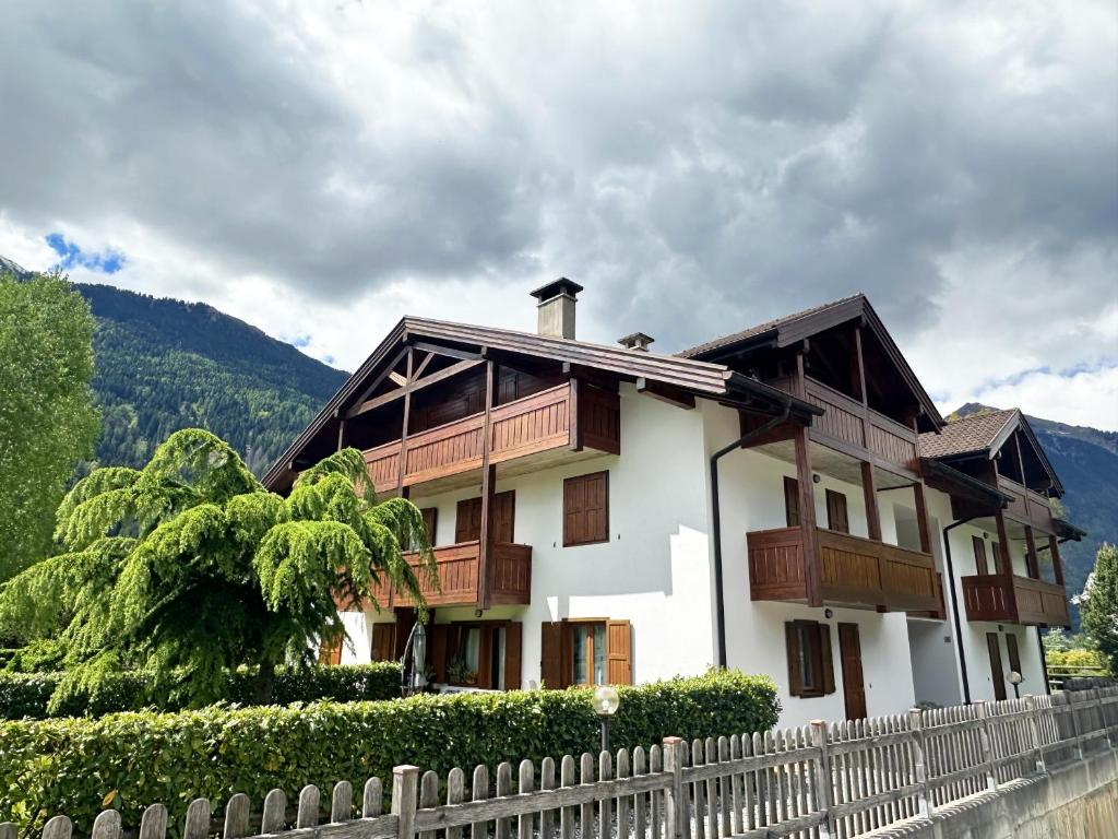 Nespecifikovaný výhled na hory nebo výhled na hory při pohledu z apartmánu