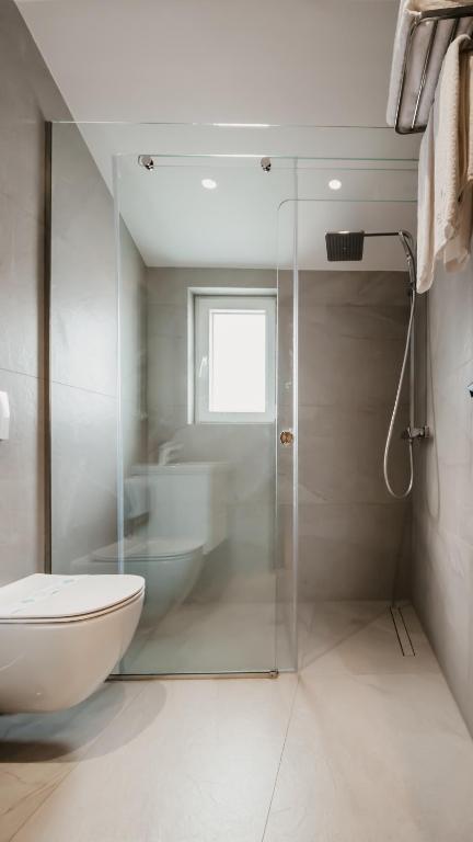 Koupelna v ubytování BAZ'HUR Boutique Hotel