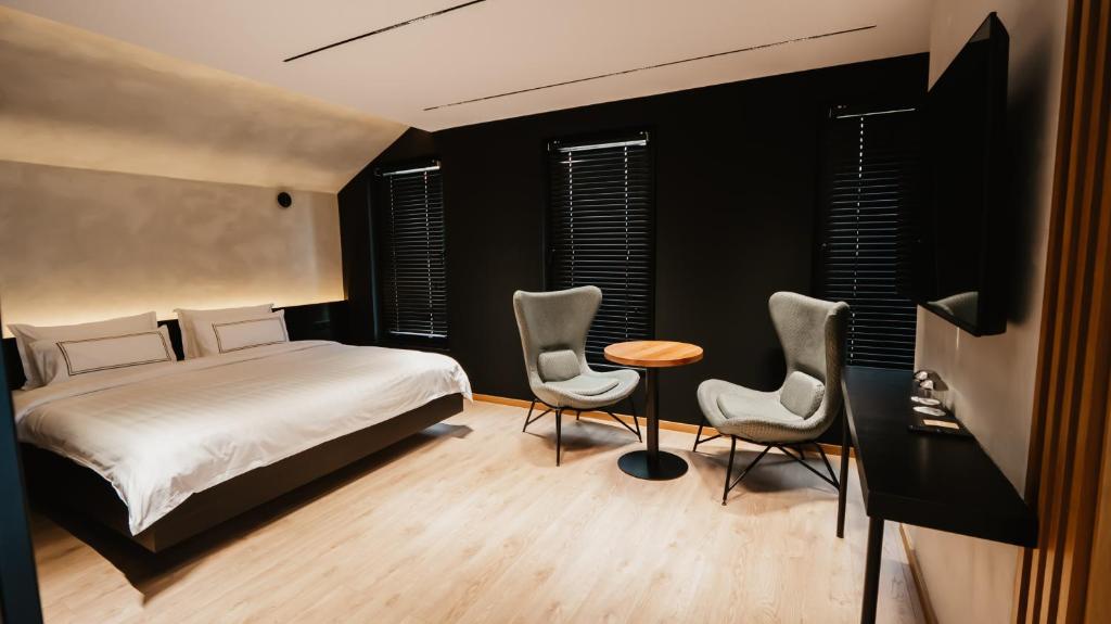 BAZ'HUR Boutique Hotel - Suite Deluxe Con Vasca Idromassaggio