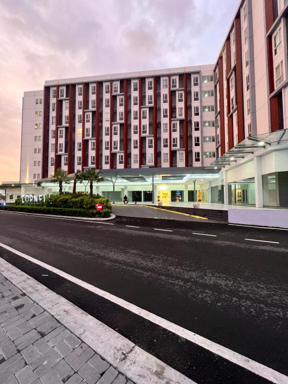 Το κτήριο όπου στεγάζεται  το διαμέρισμα