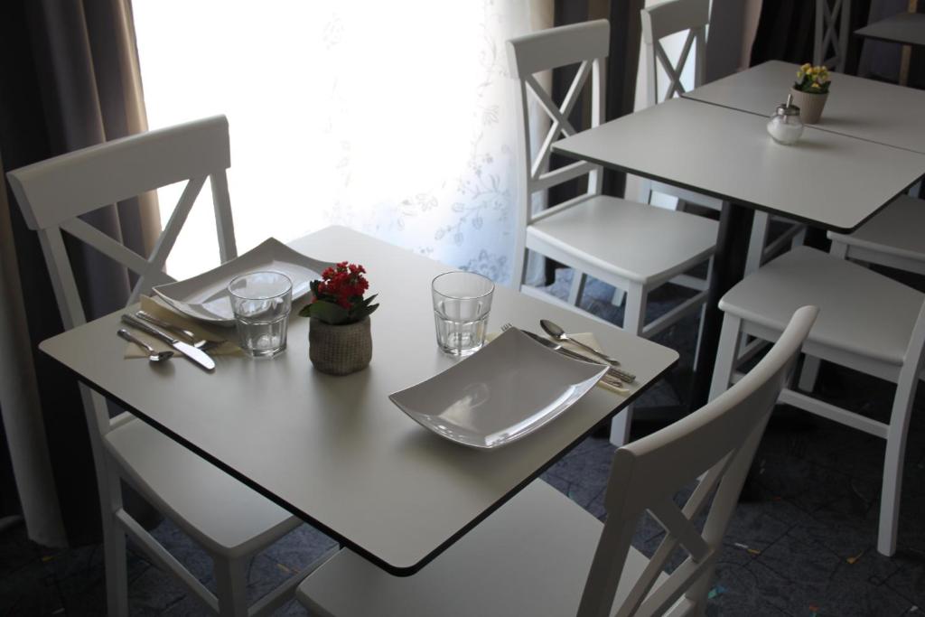 Restaurace v ubytování Villa Žnjan - Sea view apartman