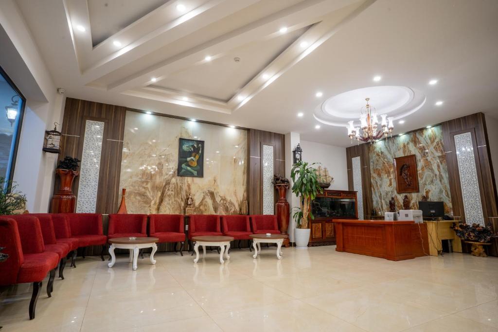 Khu vực ghế ngồi tại Mai Khanh Hotel