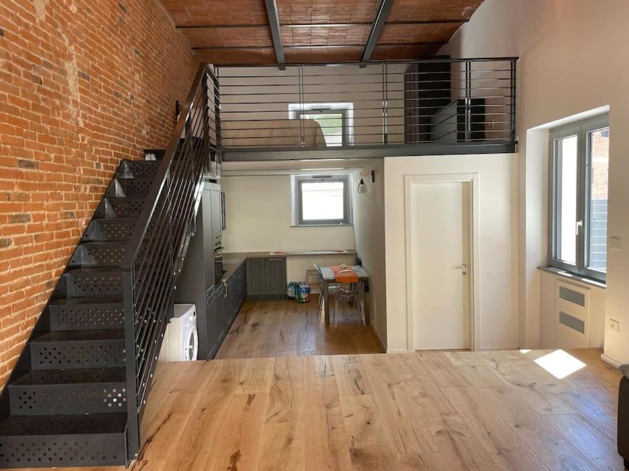 Gambar di galeri bagi Loft industrial di Grosseto