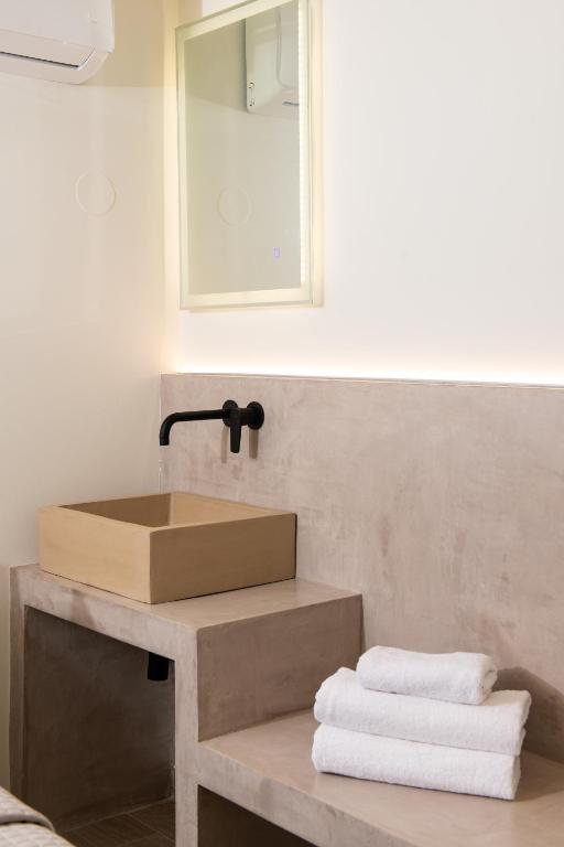 Foto dalla galleria di Theros Serenity Suites a Olympiada