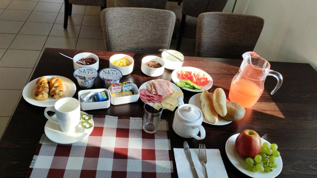 Jídlo v hotelu nebo okolí