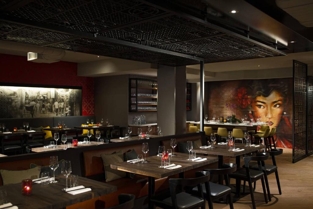 Renaissance Montreal Downtown Hotel - Resim 36