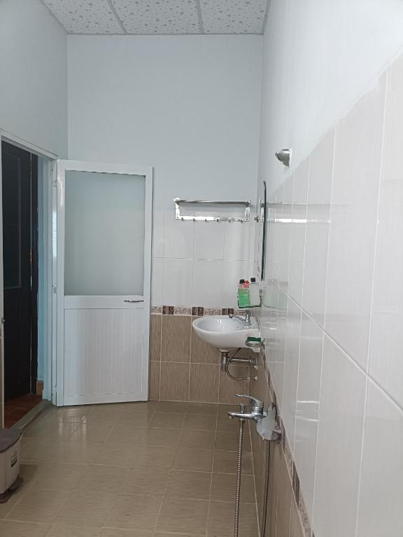 Nhà nghỉ thảo ngân - Habitación Triple