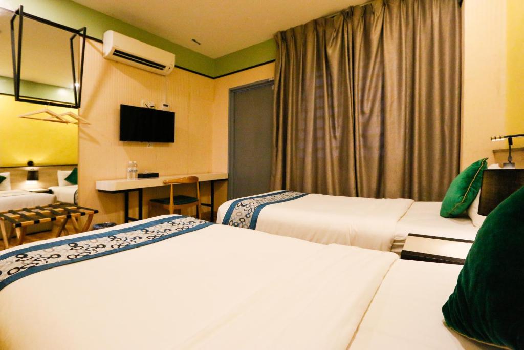 Golden Roof Hotel, Seri Iskandar, Seri Iskandar (updated prices 2025)