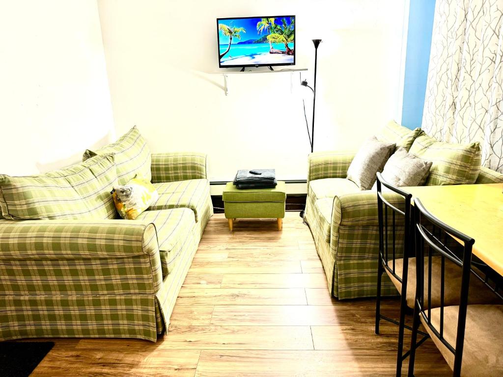 Posezení v ubytování Beachblock, 1 Br Reno Apt in Atlantic City!!!