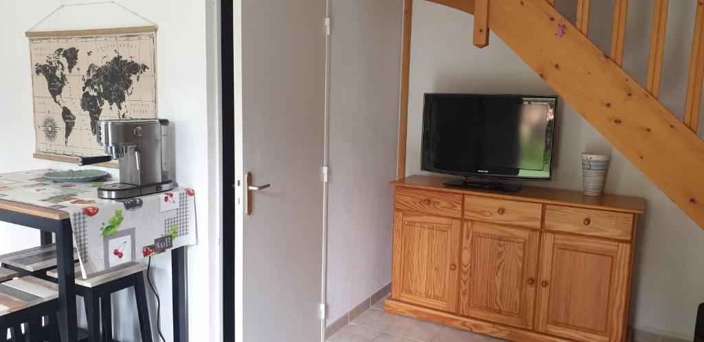 Kuchyň nebo kuchyňský kout v ubytování maison"la cigale du sud"