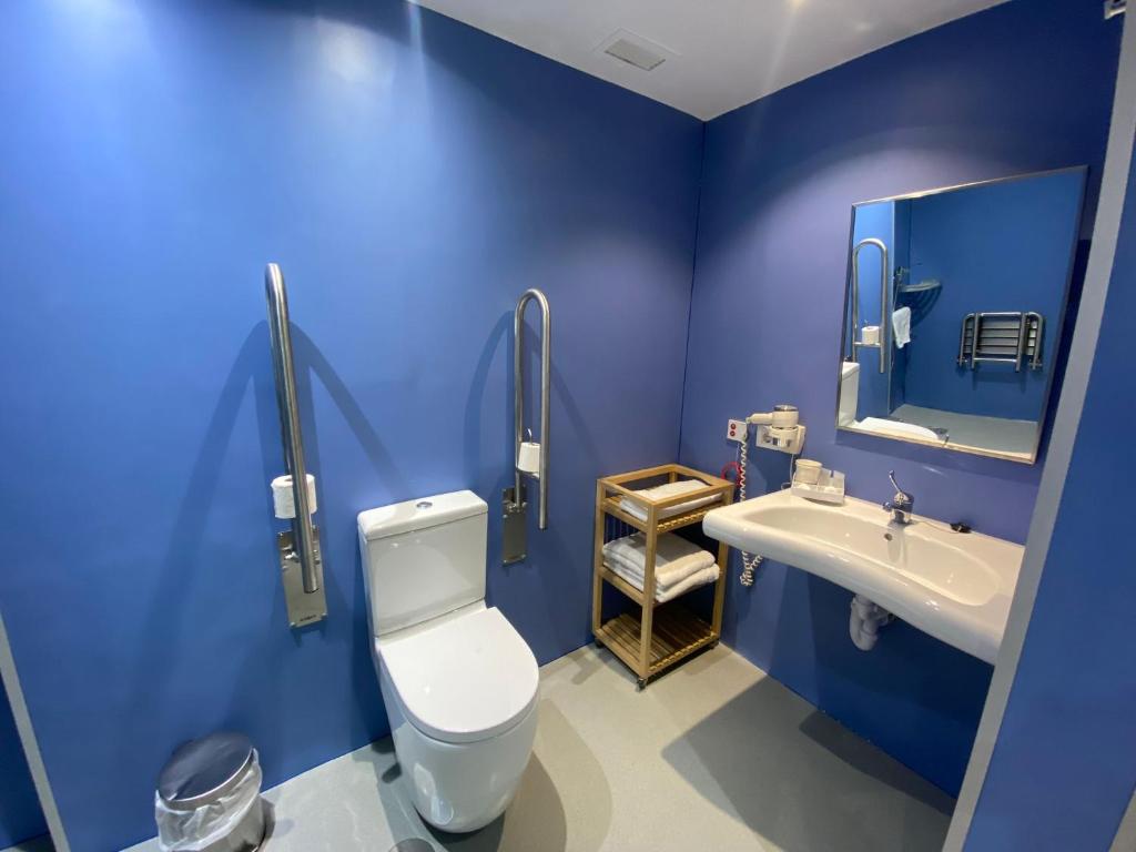 Apartamentos Recoletos - Resim 18