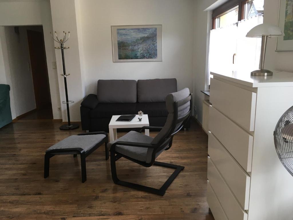 Mosel Ferienwohnung - Apartment With Terrace
