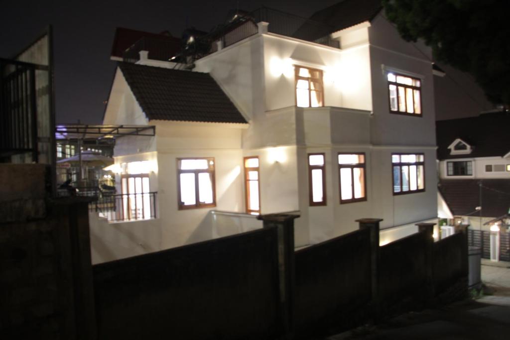 NHỚ House I - 五卧室房屋