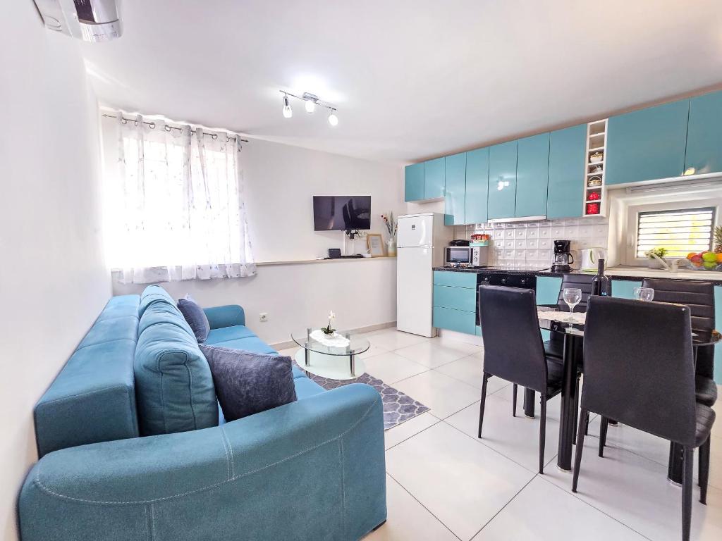 Stone House Varos Apartments