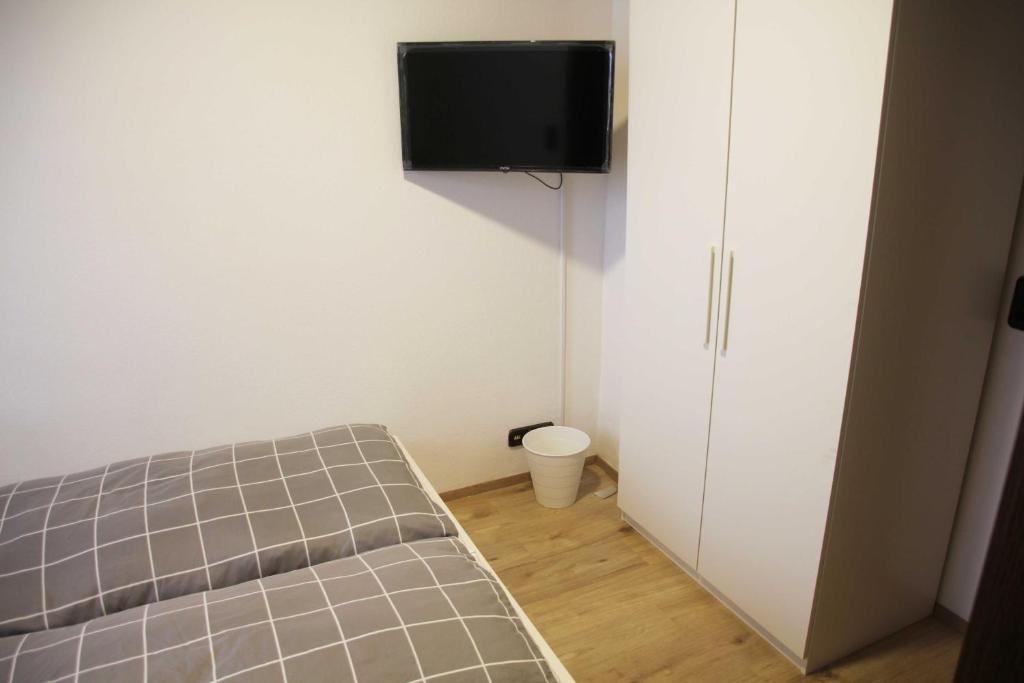 Postel nebo postele na pokoji v ubytování Hotel Zur Krone