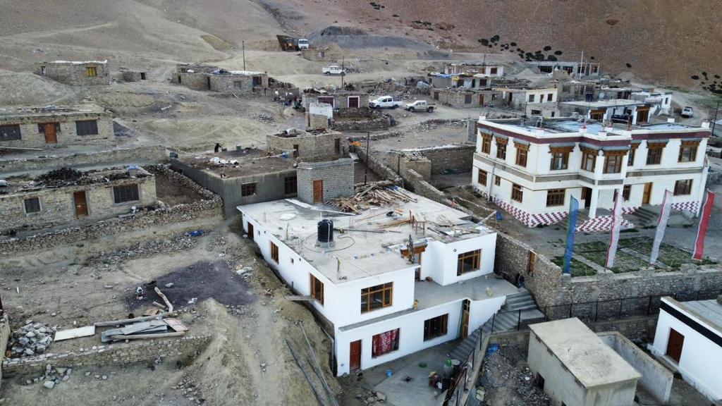 Kailash House Tsomoriri Lake, Karzok Gömpa (updated prices 2024)