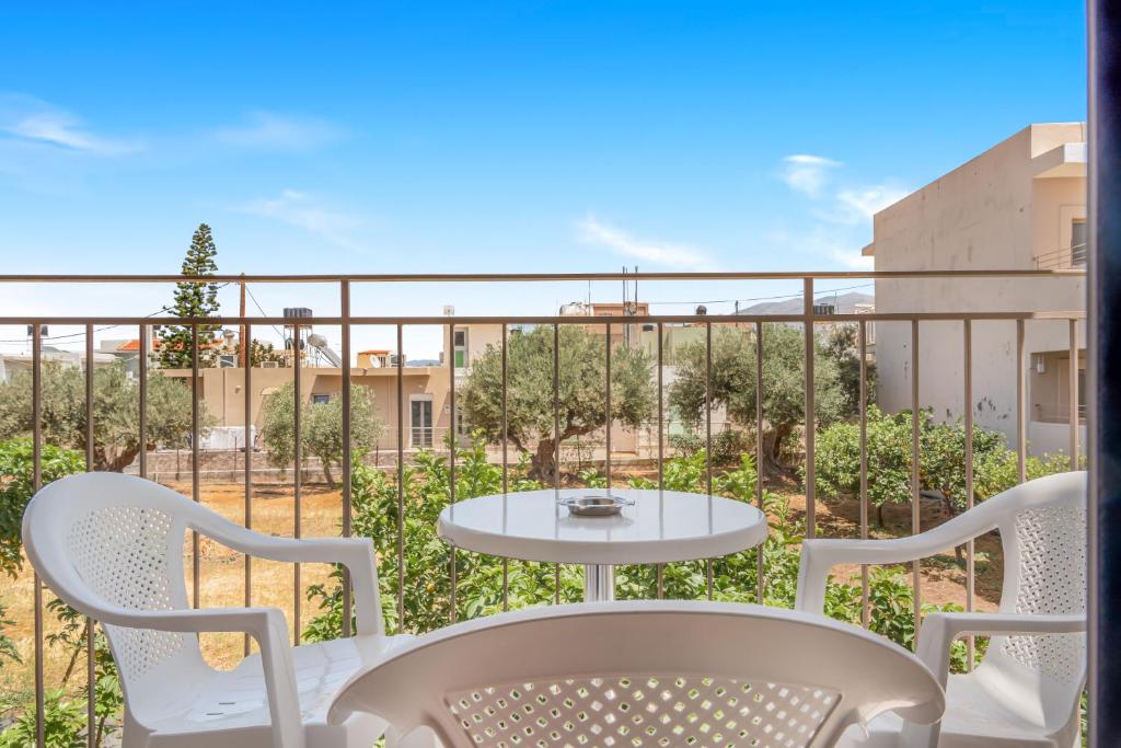 Balkón nebo terasa v ubytování Creta Verano Hotel