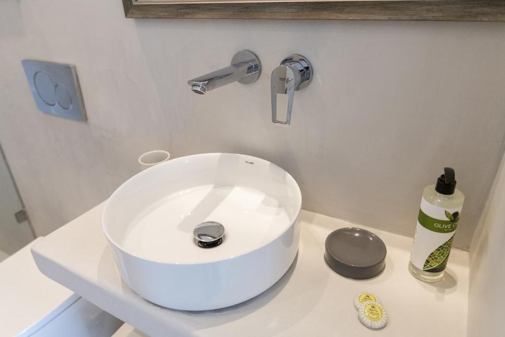 Alexandros Apartments - 7