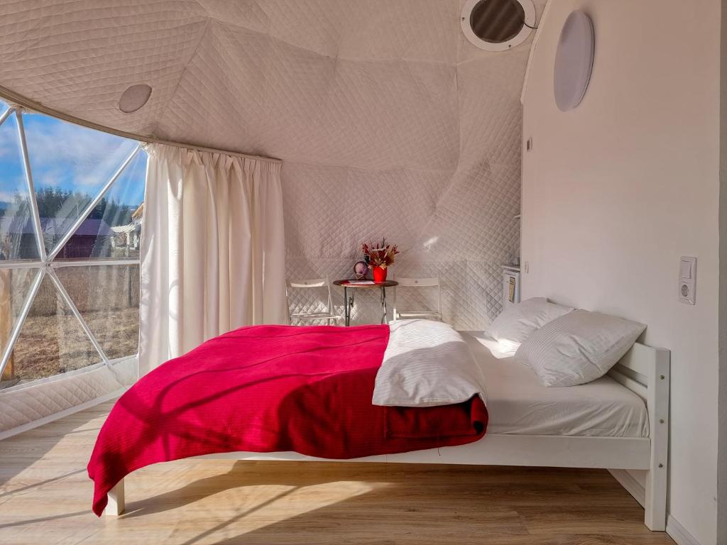 Postel nebo postele na pokoji v ubytování Glamping 4 us