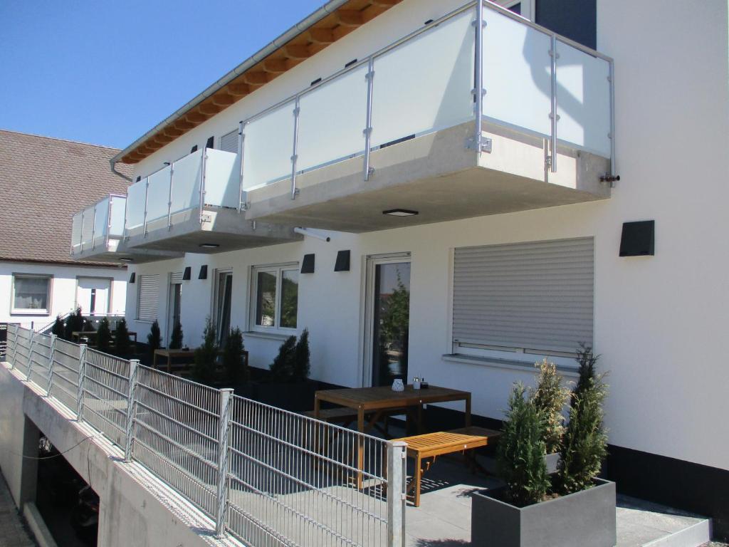Balkón nebo terasa v ubytování PARSBERGER STADTWOHNUNG 2