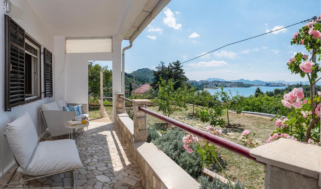Příroda nedaleko apartmánu