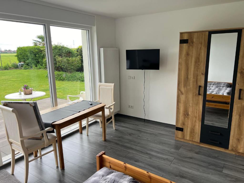 Μια τηλεόραση ή/και κέντρο ψυχαγωγίας στο Bungalow Neuss
