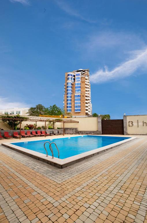Bazén v ubytování Bien hotel nebo v jeho okolí