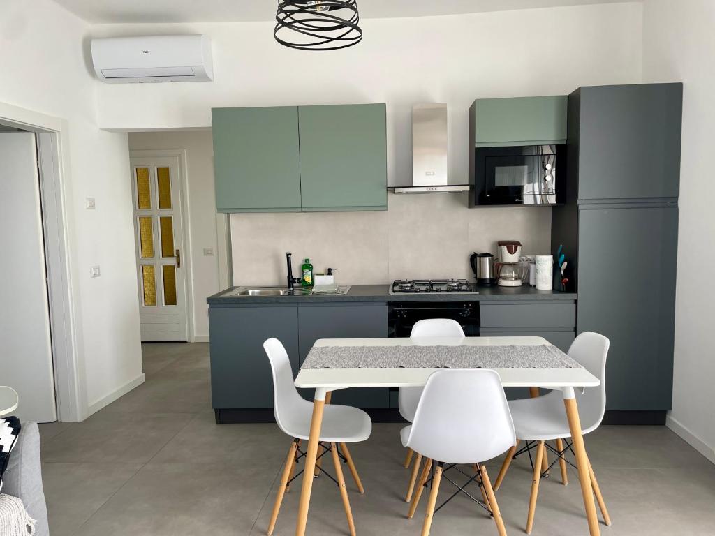 Casa Mario & Laura Ferienwohnungen FREE WI-FI PARKING - Housity
