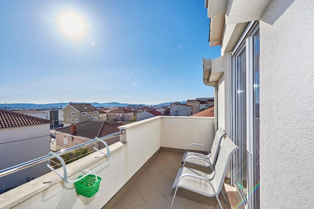 Apartment in Trogir with terrace, air conditioning, WiFi, washing machine 4215-1