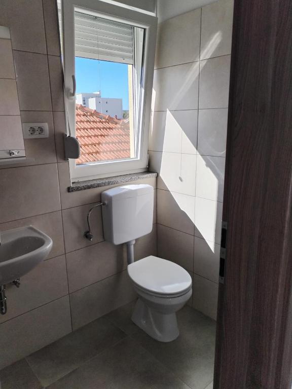 Bilik mandi di Adriatica