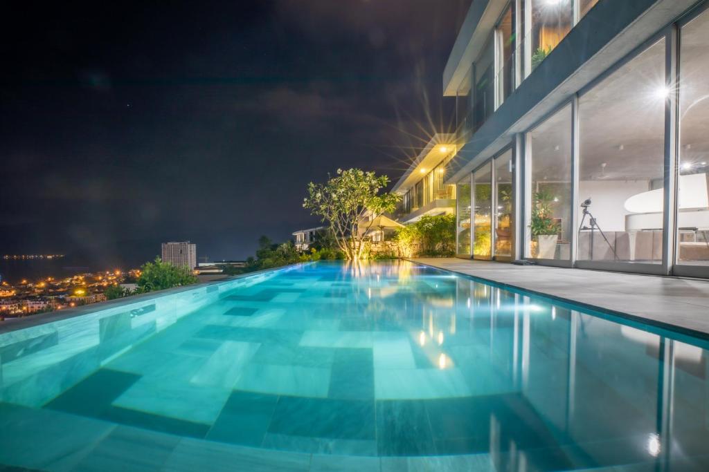 Bazén v ubytování Venity Villa Nha Trang nebo v jeho okolí