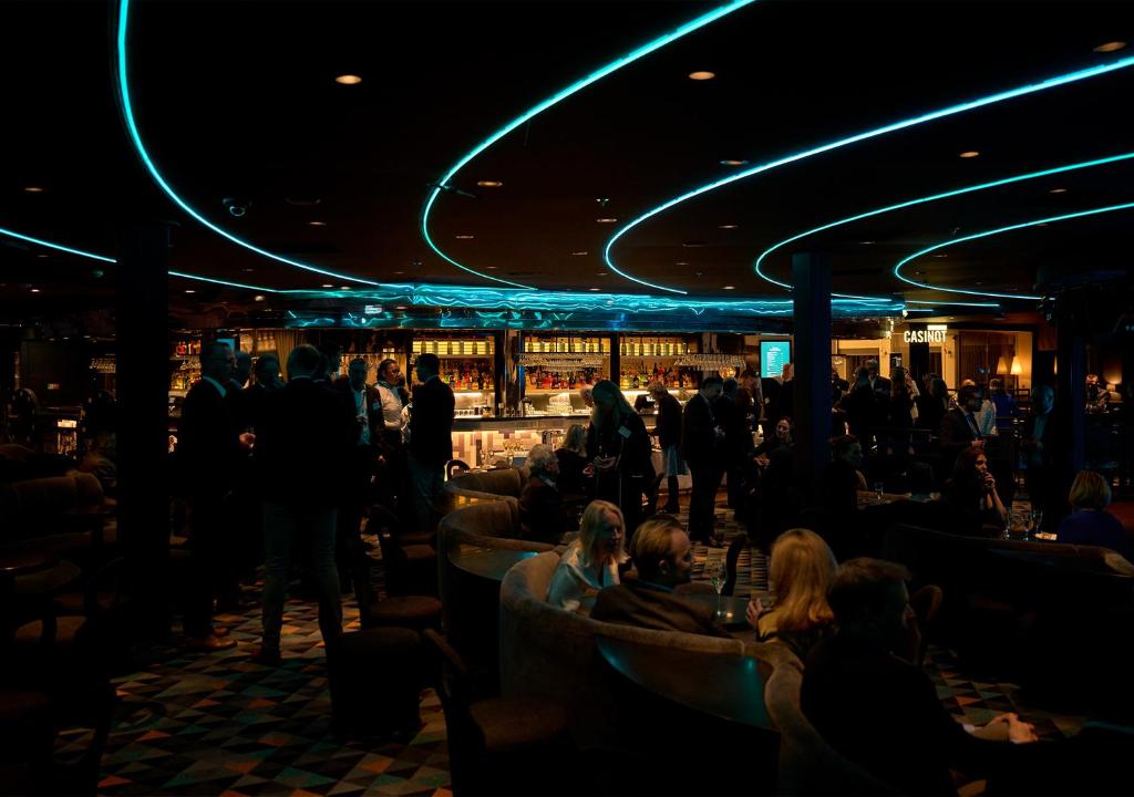 Viking Line - Overnight Cruise from Stockholm - Resim 13