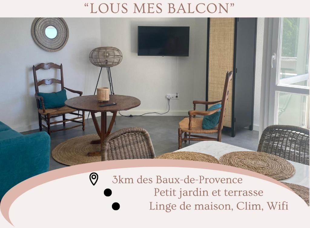 TV/trung tâm giải trí tại "Lou Mes" Les baux Balcon