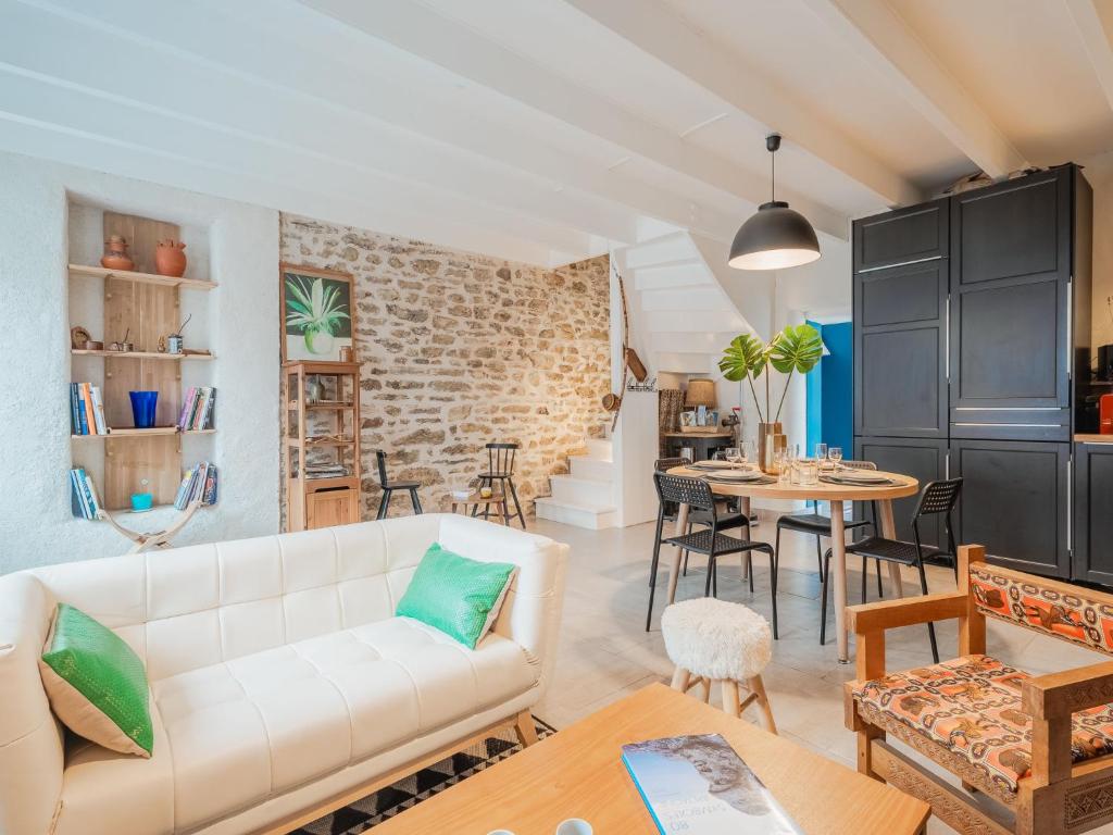 Χώρος καθιστικού στο Holiday Home L'Annexe by Interhome