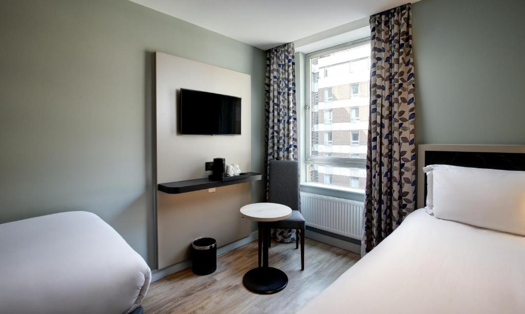 Royal National Hotel - Resim 16