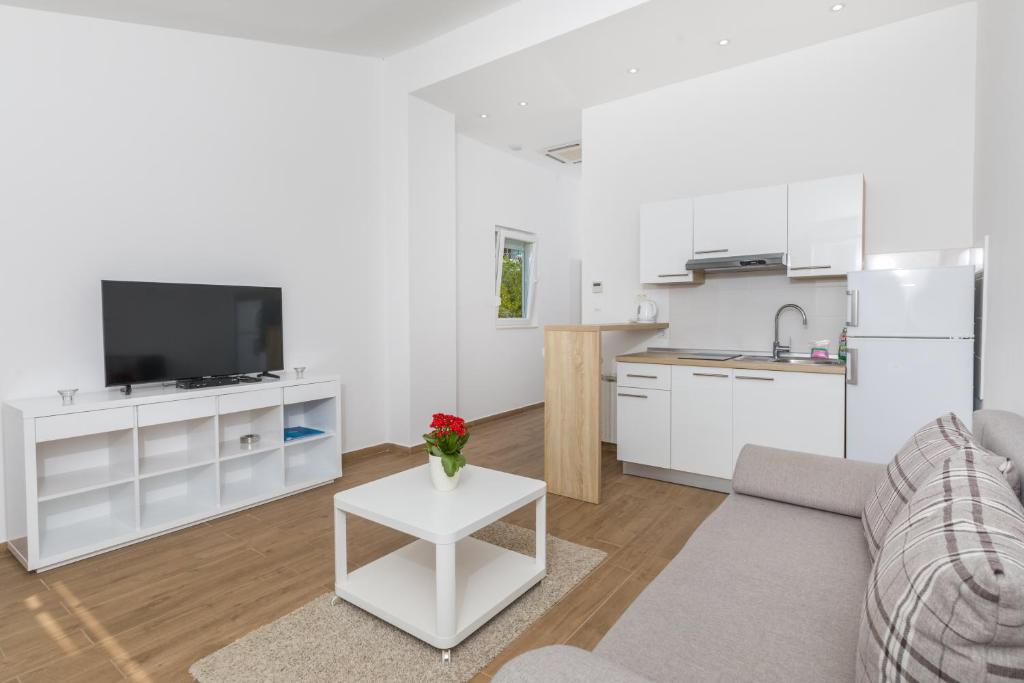 Kuchyň nebo kuchyňský kout v ubytování Stella Mare Eco Boutique House