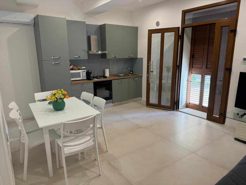 Kuchyň nebo kuchyňský kout v ubytování B&B La Coccinella