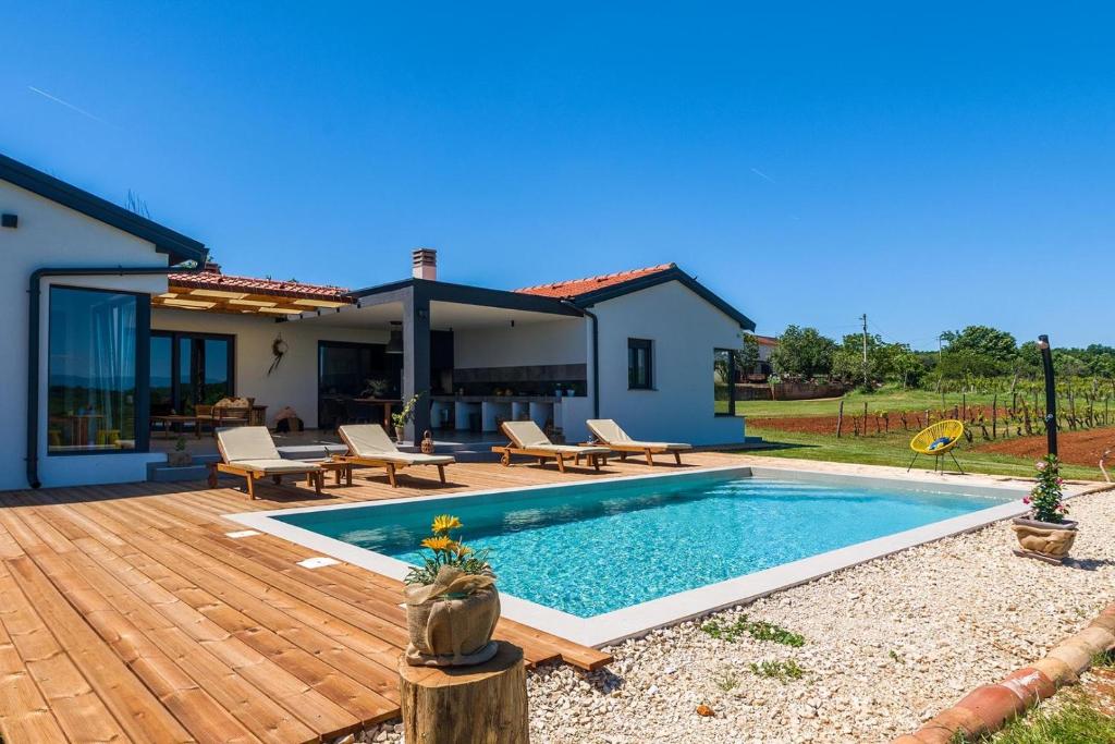 Πισίνα στο ή κοντά στο Villa Brajde