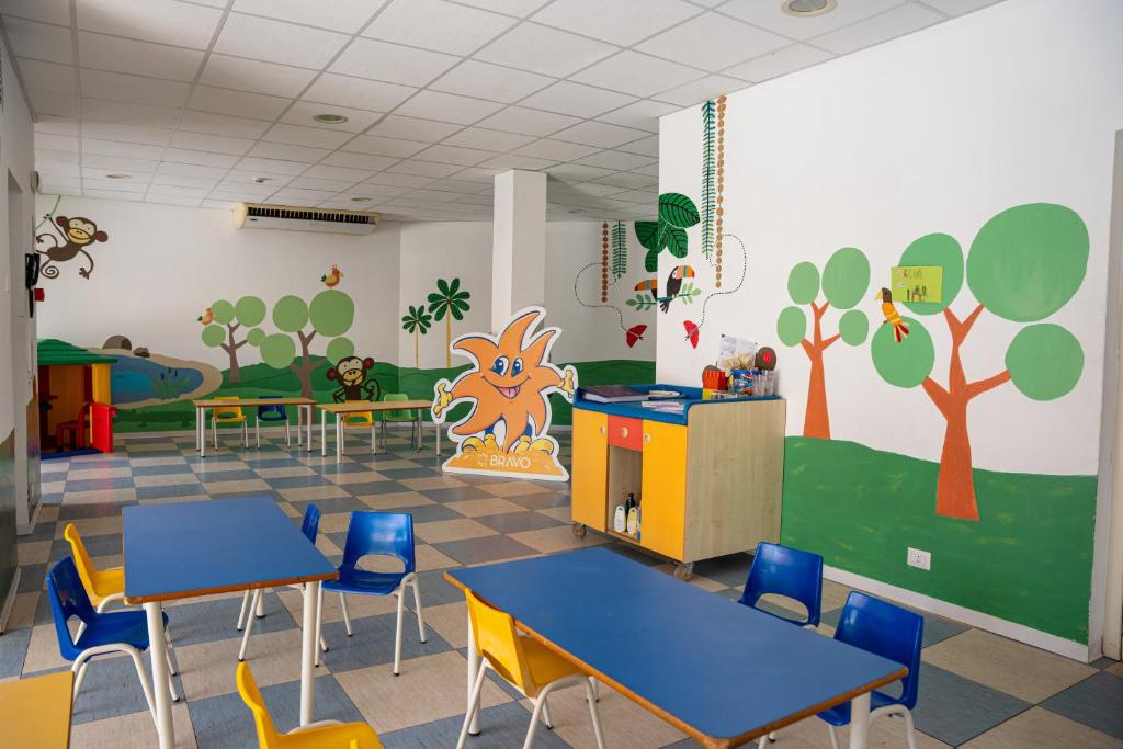 Dětský klub v ubytování VOI Praia de Chaves Resort