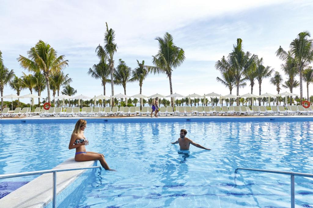 Bazén v ubytování Riu Dunamar - All Inclusive nebo v jeho okolí