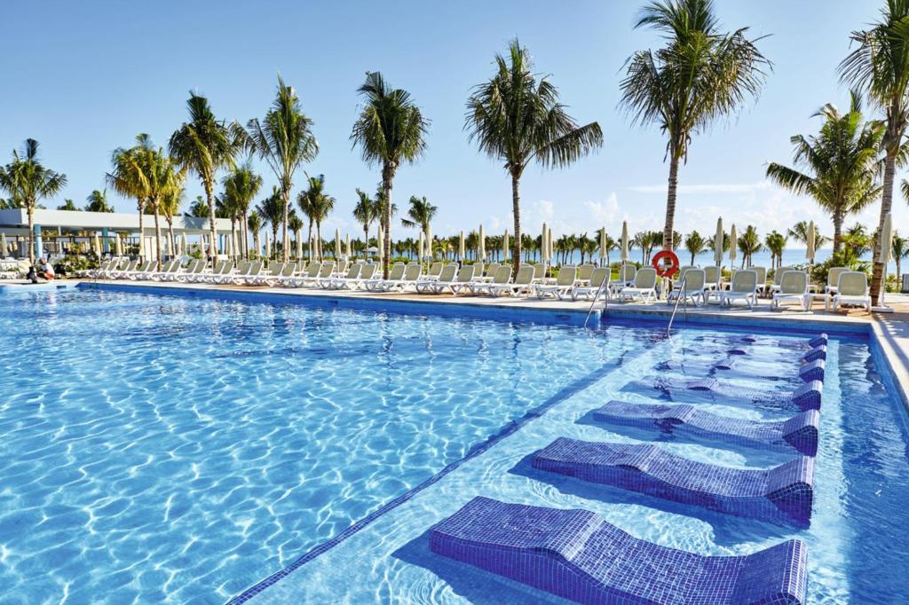 Bazén v ubytování Riu Dunamar - All Inclusive nebo v jeho okolí