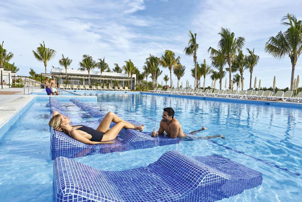 Bazén v ubytování Riu Dunamar - All Inclusive nebo v jeho okolí