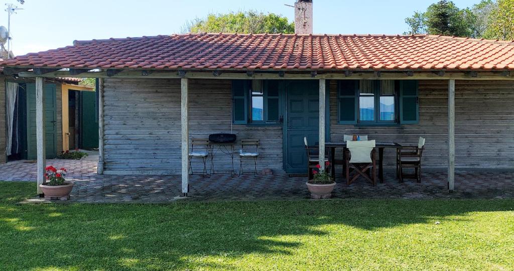 The building in which the holiday home is located