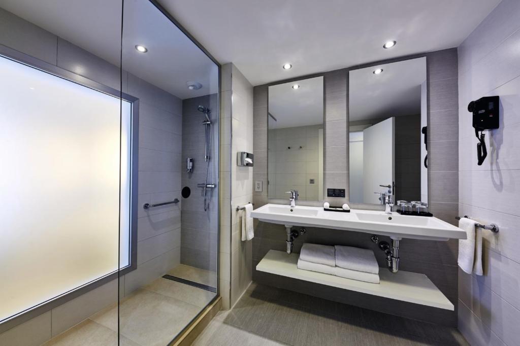 Un baño de Riu Dunamar - All Inclusive