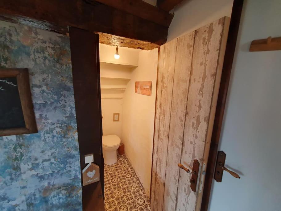 Koupelna v ubytování Gite du Hêtre Pourpre