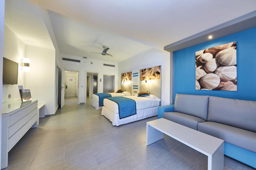 Cama o camas de una habitación en Riu Dunamar - All Inclusive