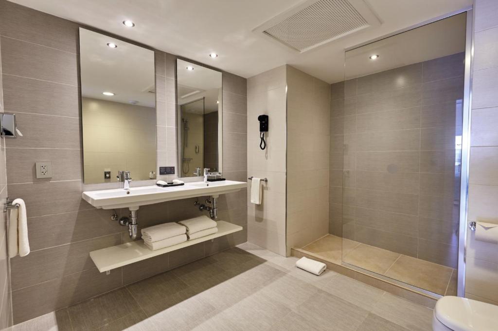 Un baño de Riu Dunamar - All Inclusive