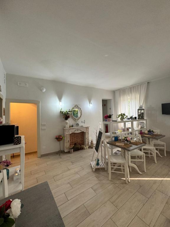 TV a/nebo společenská místnost v ubytování B&B La Terrazza