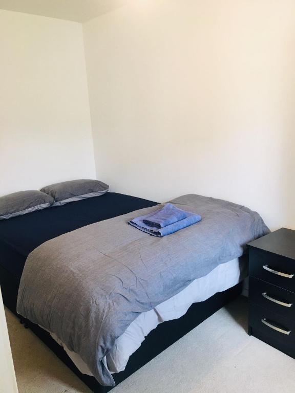 Caroline Court House, Burton upon Trent (updated prices 2024)