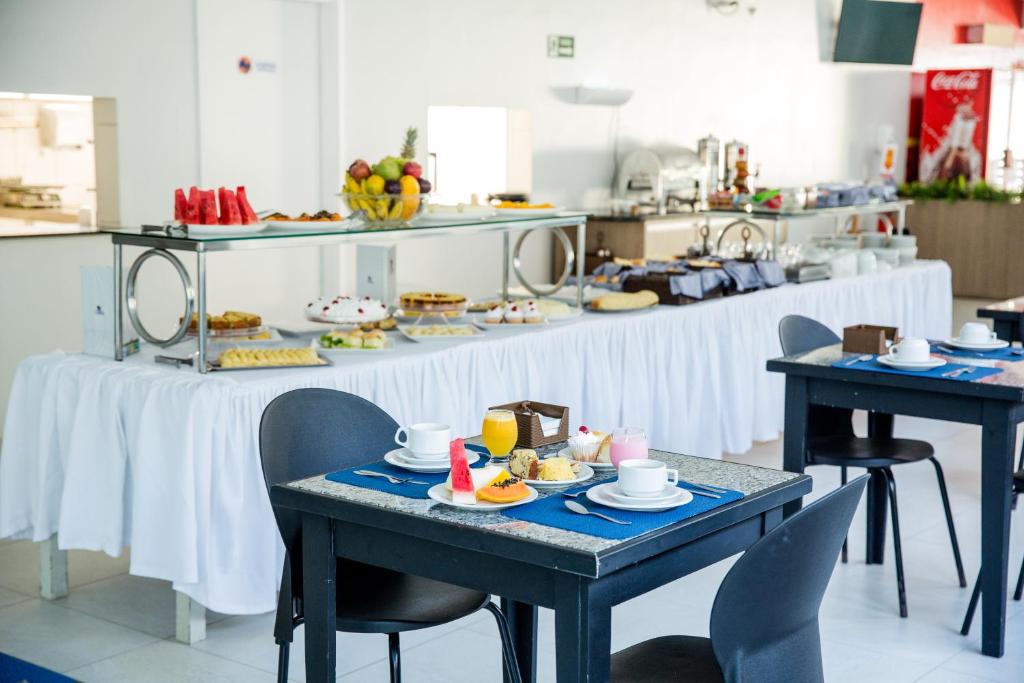  Hotel Ilha Costeira